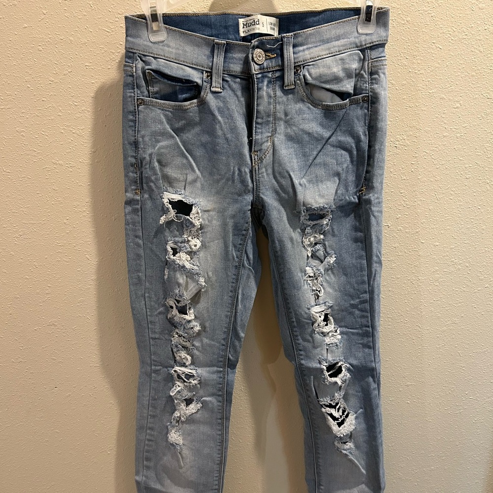 Mudd light wash ripped jeans